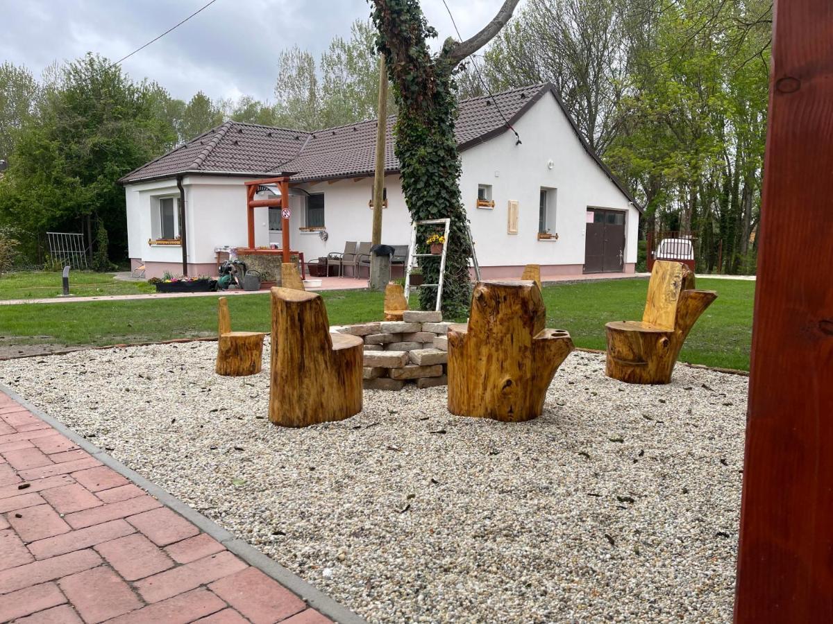 Hidlab Apartman Kimle Екстер'єр фото